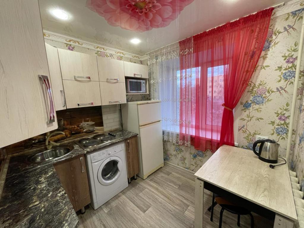Лермонтова 91 Lejlighed Pavlodar Eksteriør billede